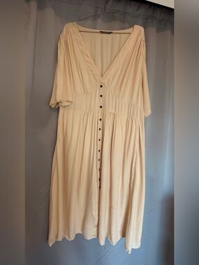BloomChic Cream Button Front Boho Midi Maxi Dress Plus Size 18-20